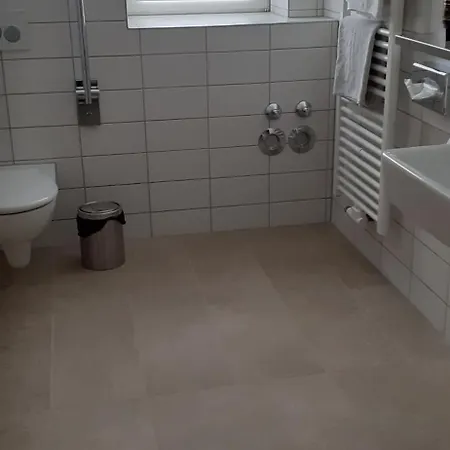 מלון Marco Polo 3*