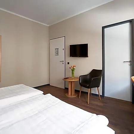 Marco Polo Hotel 3*