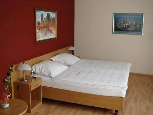 Marco Polo 3* מונסטר