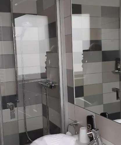 מלון Marco Polo מונסטר