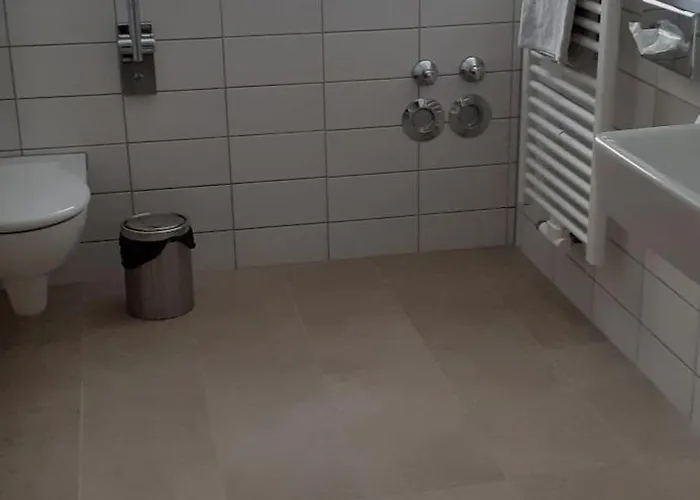 מלון Marco Polo 3*